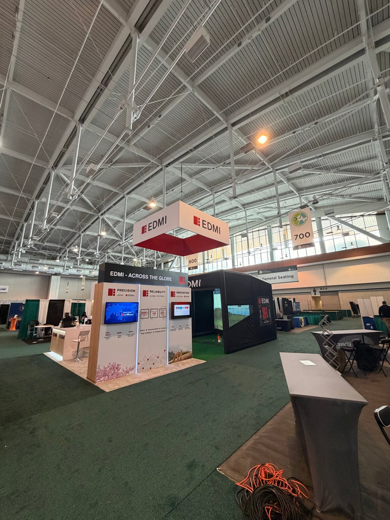 PopCaddie mobile golf simulator rental corporate expo trade show event Southern California